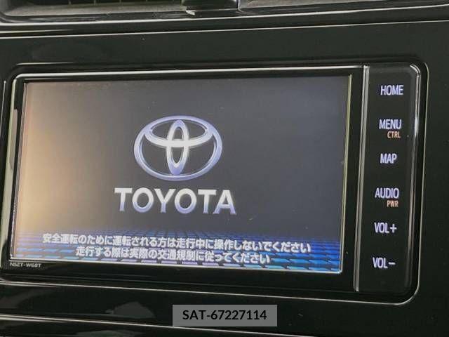 Toyota PRIUS 2021-04 281728-2