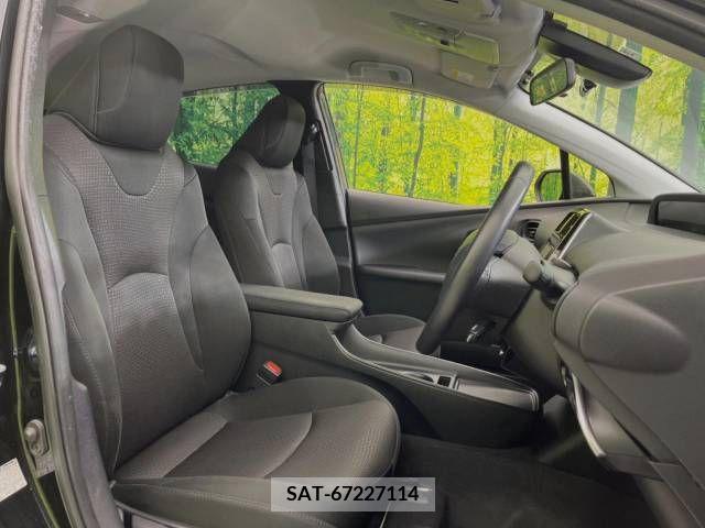 Toyota PRIUS 2021-04 281728-9