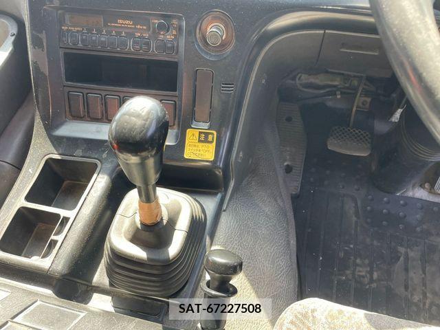 Isuzu GIGA 2001-01 270772-15