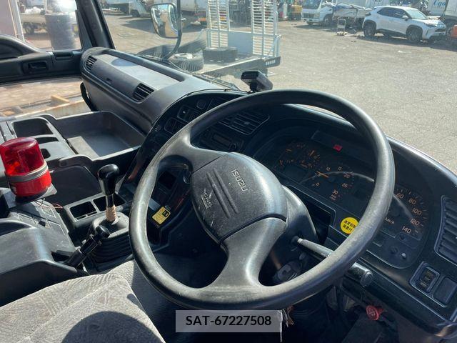 Isuzu GIGA 2001-01 270772-9