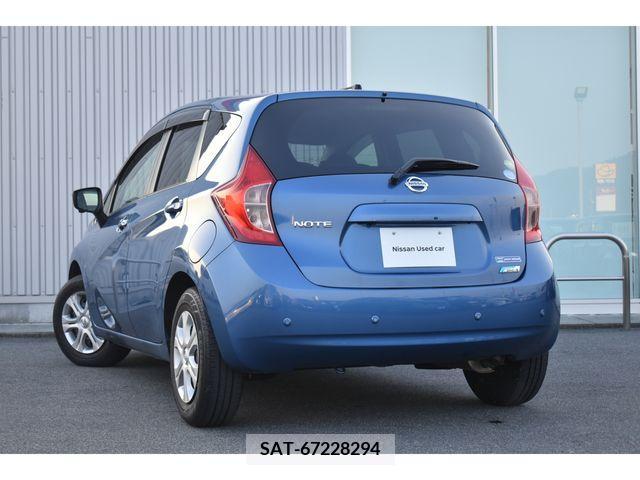 Nissan NOTE 2015-05 215522-21