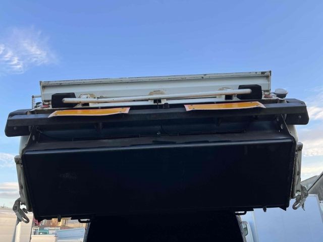 Mitsubishi CANTER 2009-03 188511-17