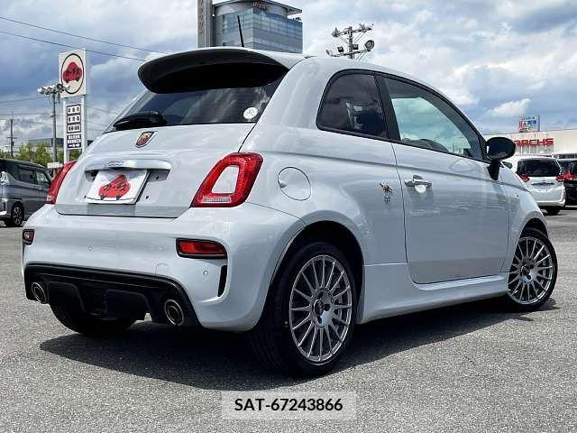 Abarth 595 2018-09 353174-2