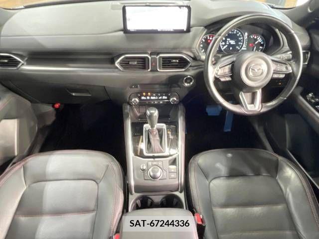 Mazda CX-5 2022-03 295783-1
