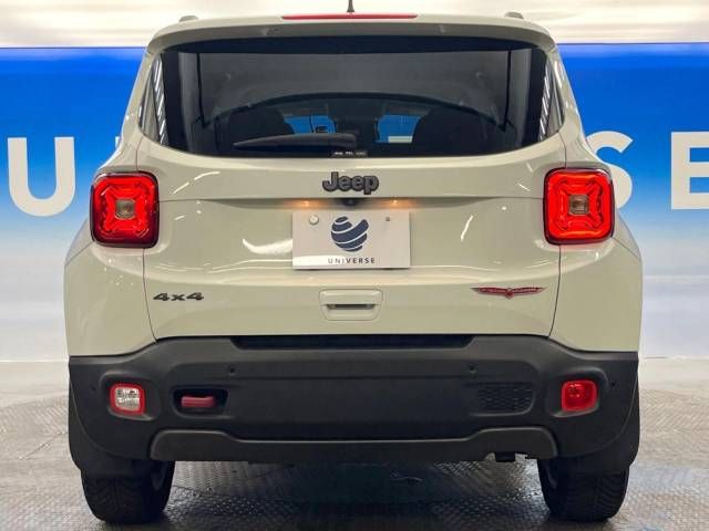 Jeep RENEGADE 2019-06 23157-15