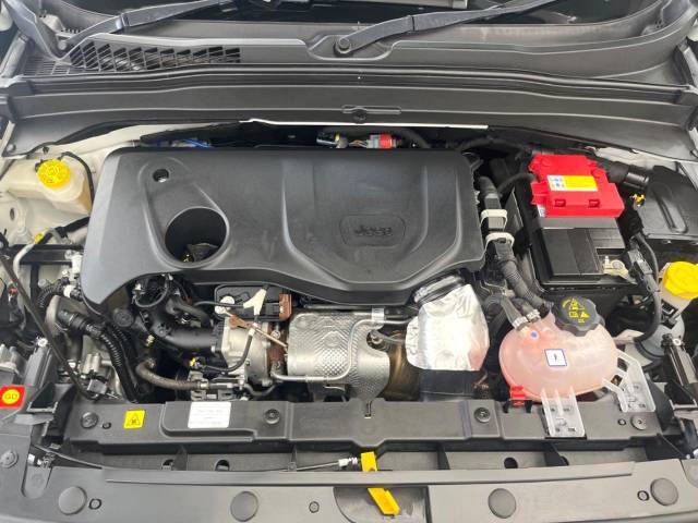 Jeep RENEGADE 2019-06 23157-18