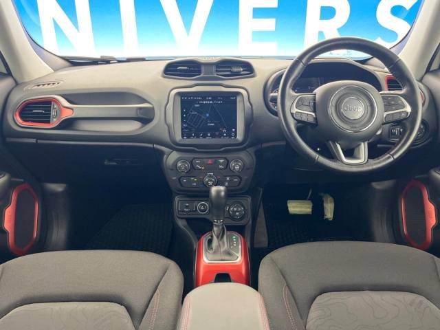 Jeep RENEGADE 2019-06 23157-1