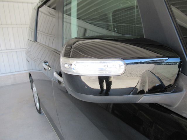 Mazda BIANTE 2012-04 9868-8