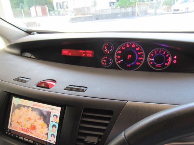 Mazda BIANTE 2012-04 9868-16