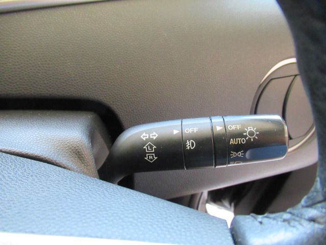 Mazda BIANTE 2012-04 9868-19