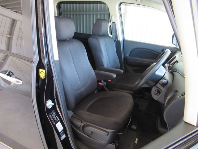 Mazda BIANTE 2012-04 9868-11