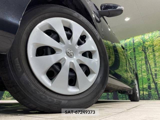 Toyota AQUA 2013-04 313977-11