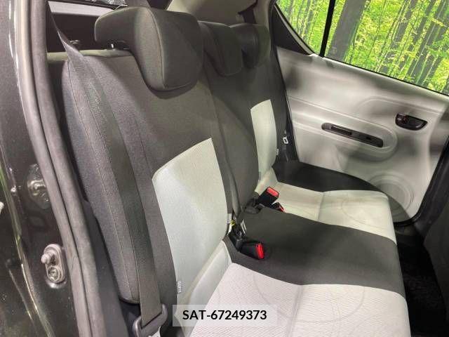 Toyota AQUA 2013-04 313977-7