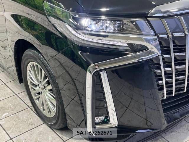Toyota ALPHARD 2021-10 215804-13