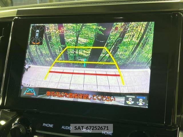 Toyota ALPHARD 2021-10 215804-4