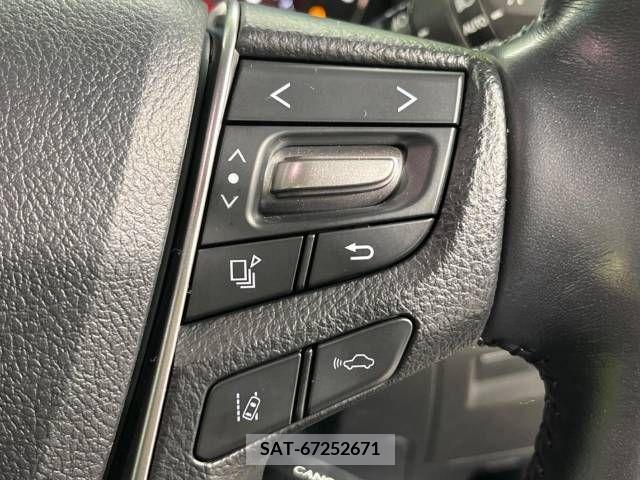 Toyota ALPHARD 2021-10 215804-5