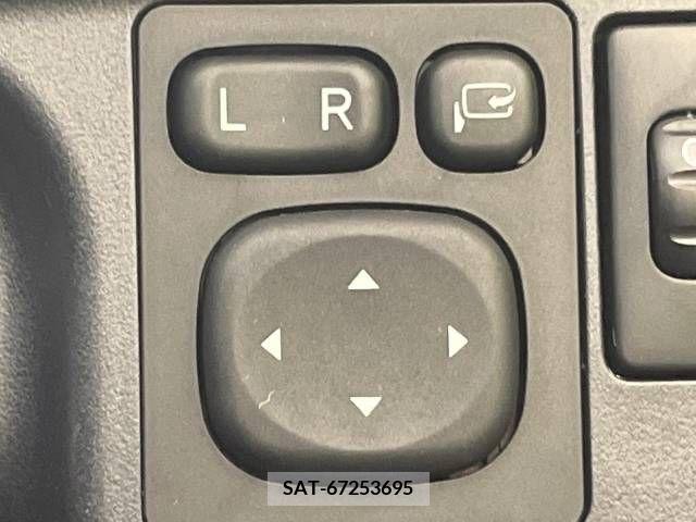 Toyota AQUA 2014-05 342085-7