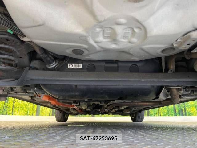 Toyota AQUA 2014-05 342085-19