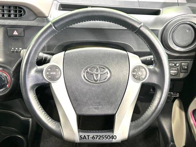 Toyota AQUA 2012-10 313940-11