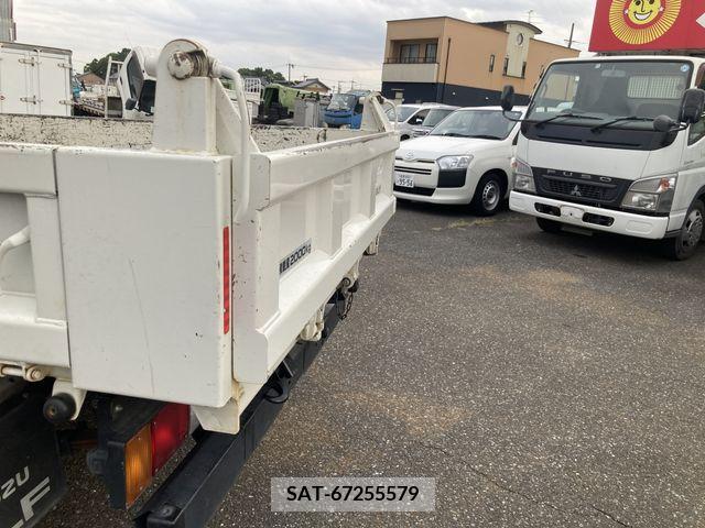 Isuzu ELF TRUCK 2020-08 203102-13