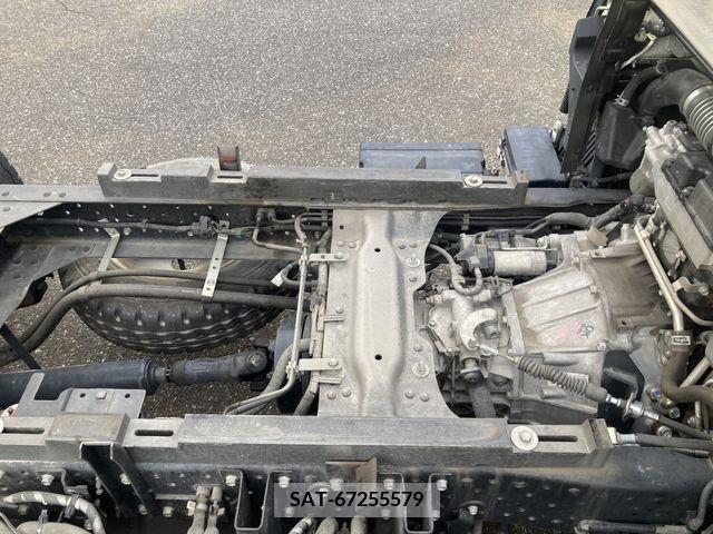 Isuzu ELF TRUCK 2020-08 203102-16