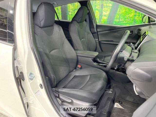 Toyota PRIUS 2018-08 237758-8