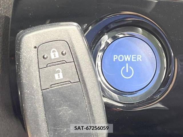 Toyota PRIUS 2018-08 237758-6