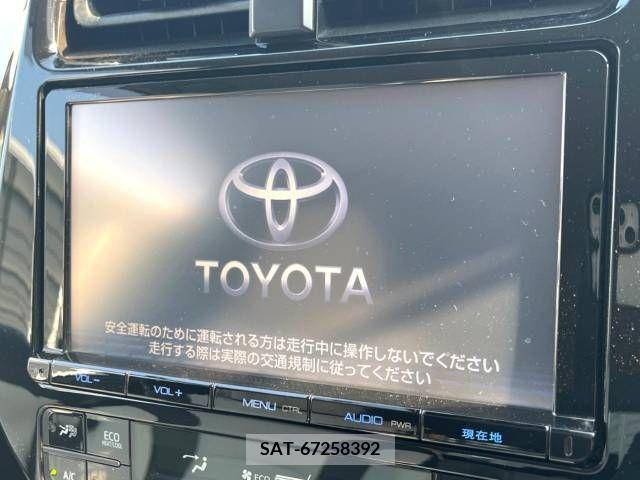 Toyota PRIUS 2017-06 322391-2