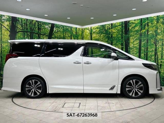 Toyota ALPHARD 2021-11 395526-19