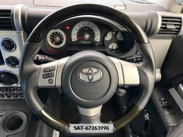 Toyota FJ CRUISER 2011-07 337775-11