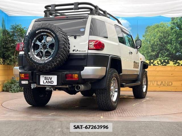 Toyota FJ CRUISER 2011-07 337775-17