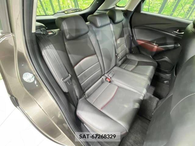 Mazda CX-3 2015-08 325453-9