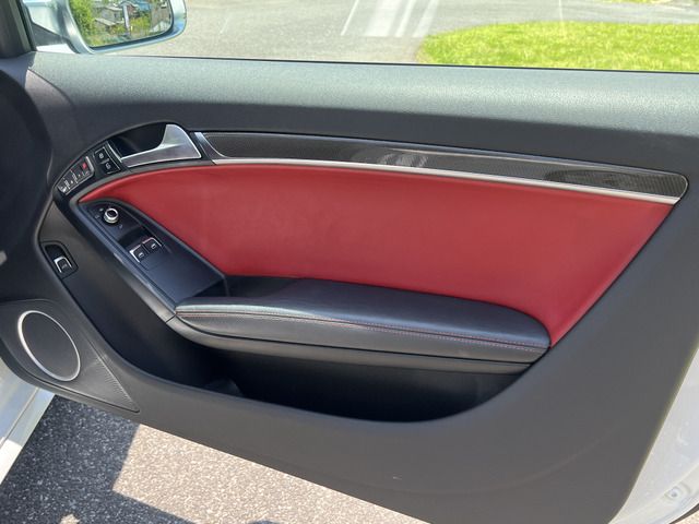 Audi S5 2012-06 3089-19
