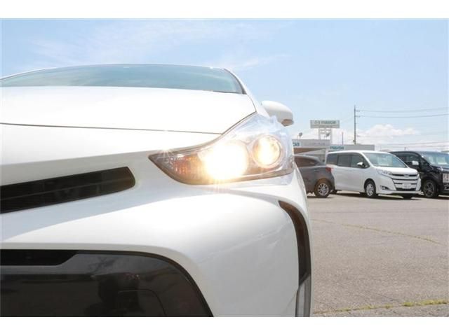 Toyota PRIUS ALPHA 2015-05 7910-27