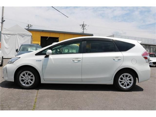 Toyota PRIUS ALPHA 2015-05 7910-29