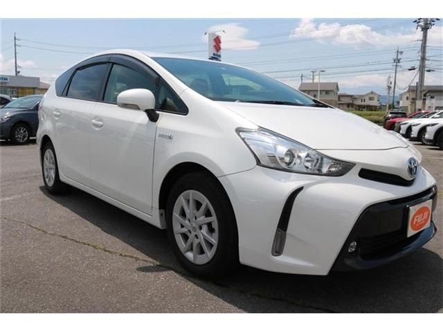 Toyota PRIUS ALPHA 2015-05 7910-2