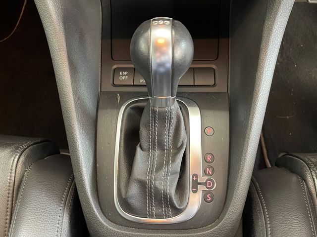 VolksWagen GOLF 2010-07 184087-15