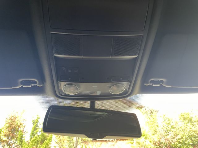 VolksWagen GOLF 2010-07 184087-22