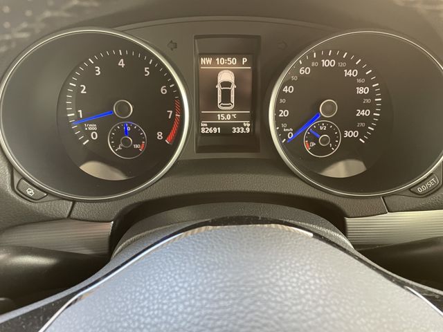 VolksWagen GOLF 2010-07 184087-14