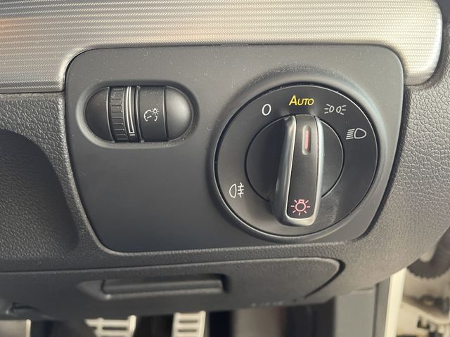 VolksWagen GOLF 2010-07 184087-21