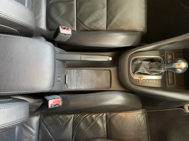 VolksWagen GOLF 2010-07 184087-16