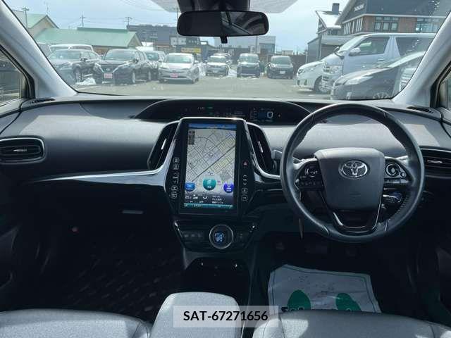 Toyota PRIUS PHV 2018-09 230353-2