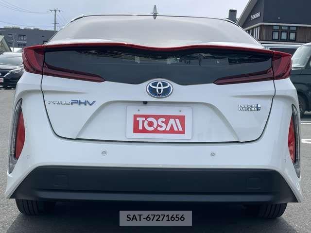 Toyota PRIUS PHV 2018-09 230353-9