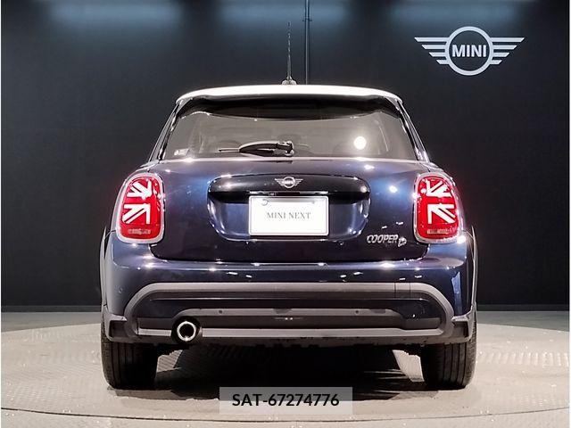 Bmw MINI 2021-08 209832-1