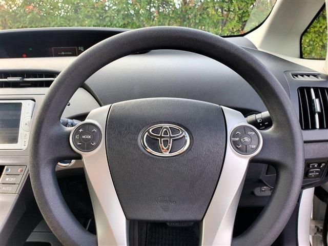 Toyota PRIUS 2014-02 12014-12
