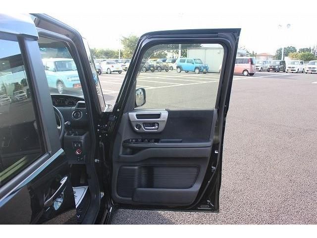 Honda N BOX CUSTOM 2022-01 21627-8
