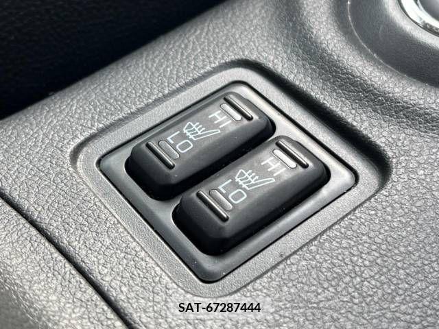 Mitsubishi OUTLANDER PHEV 2014-07 381543-5