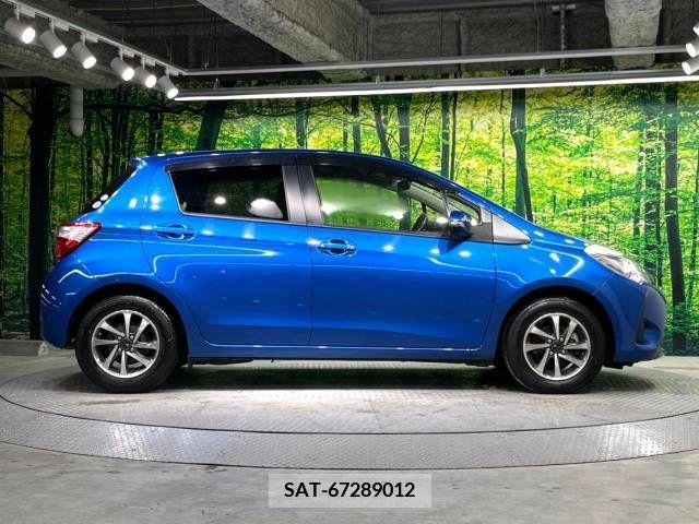 Toyota VITZ 2017-09 352630-2