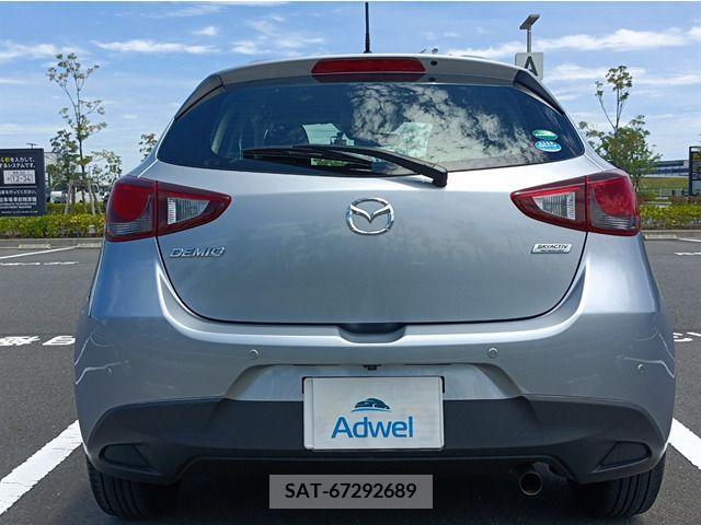 Mazda DEMIO 2018-02 301900-8