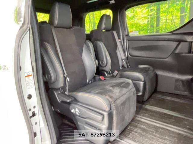 Toyota ALPHARD 2021-05 333152-9